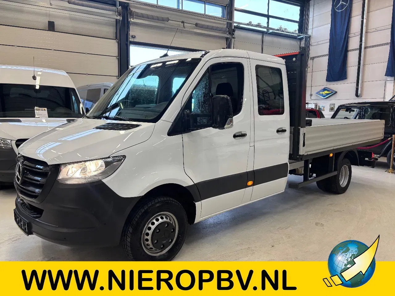 Mercedes-Benz Sprinter - 517CDI Dubbelcabine 6 Persoons Openlaadbak Airco Cruisecontrol Trekhaak NIEUW BPM VRIJ - AutoWereld.nl