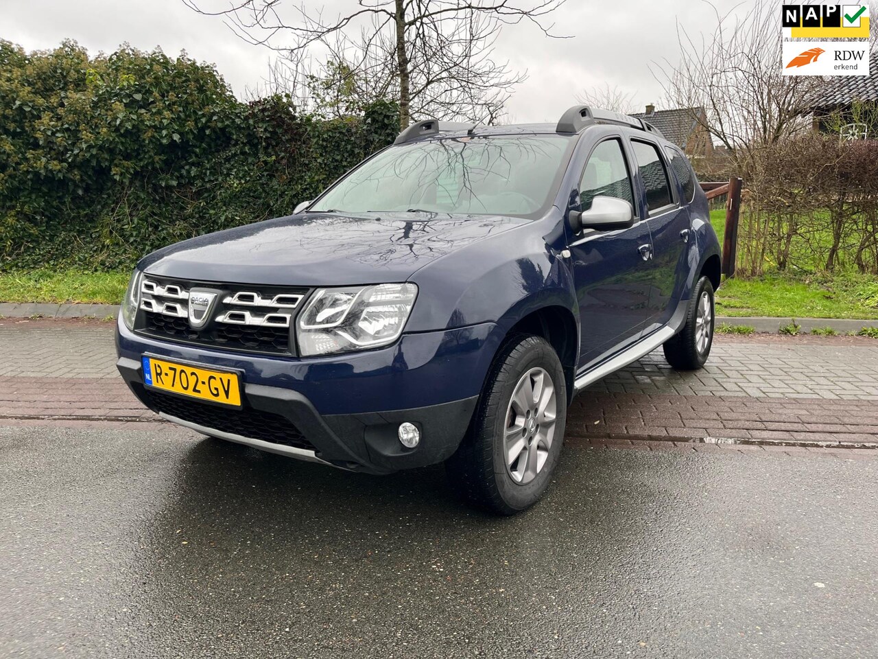 Dacia Duster - 1.2 TCe 4x2 Lauréate 1.2 TCe 4x2 Lauréate, Navi, Airco, Trekhaak - AutoWereld.nl