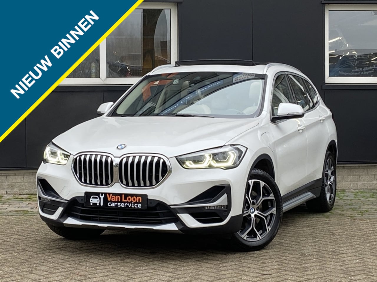 BMW X1 - xDrive25e Hi.Ex.Ed./Pano/Elektr stoel/Afn trekh/ - AutoWereld.nl