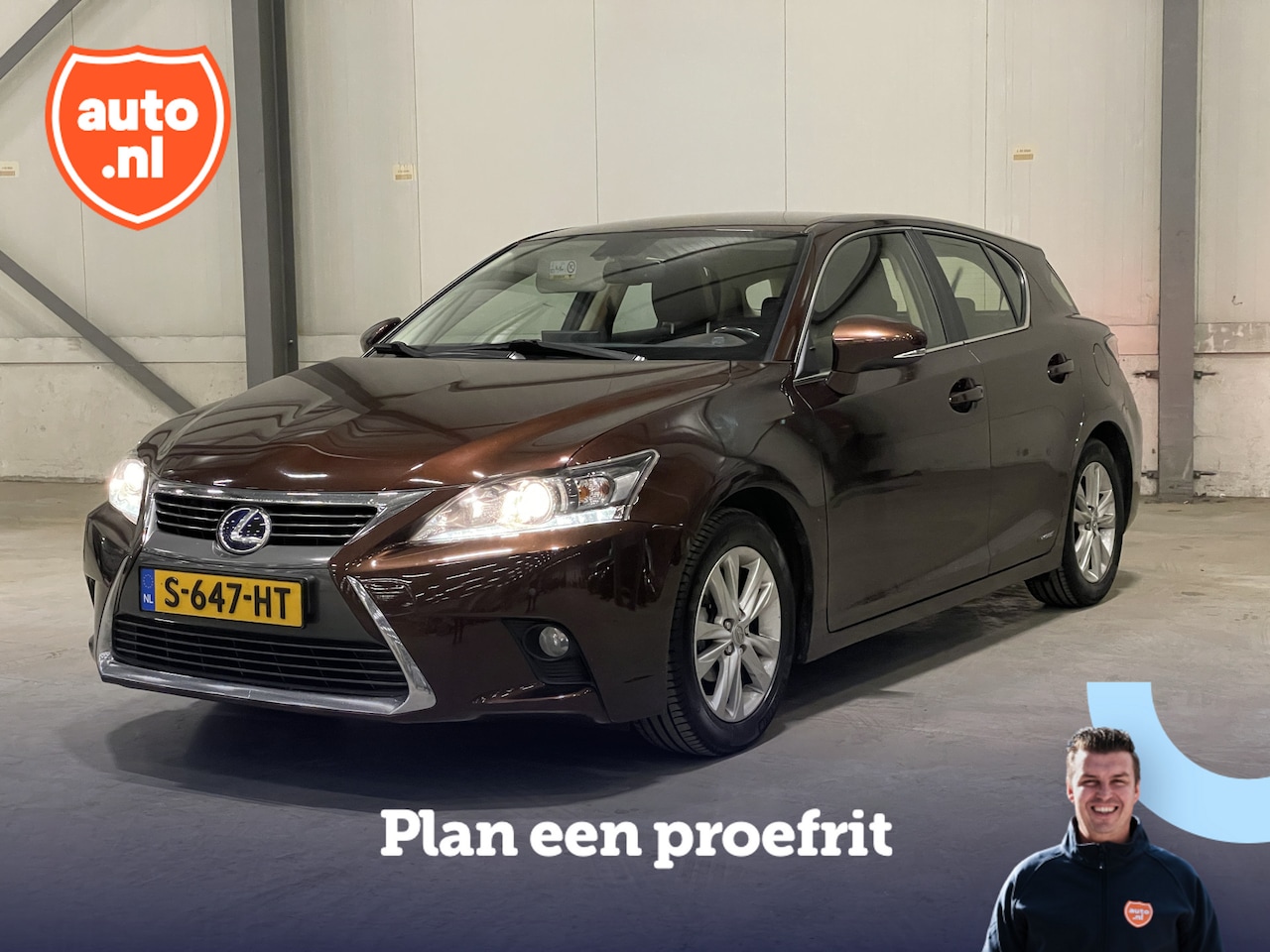 Lexus CT 200h - Business Line | Trekhaak | Cruise Control | Navigatie | Bluetooth | 16'LM Velgen | - AutoWereld.nl