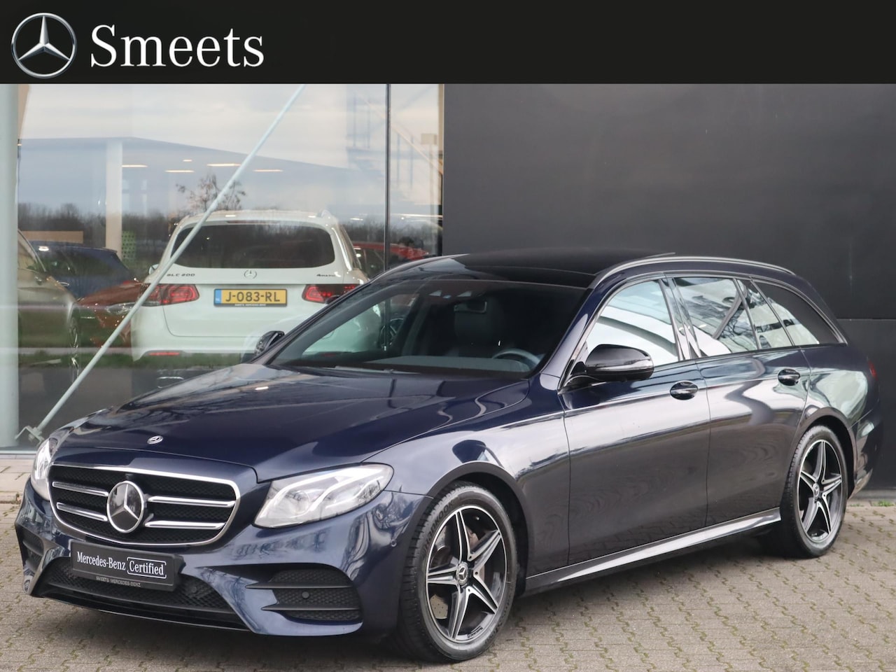 Mercedes-Benz E-klasse Estate - 200 Business Solution AMG | Panoramadak | 360° camera | Distronic | Navigatie | Automaat - AutoWereld.nl