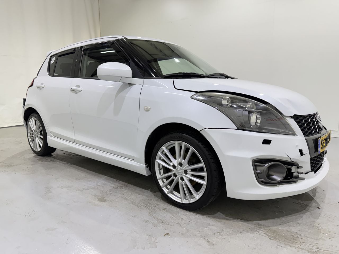 Suzuki Swift - HB 1.6 SPORT - AutoWereld.nl