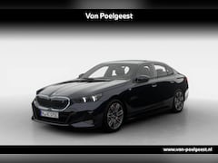 BMW i5 - Sedan eDrive40 | M Sport Pro | Innovation Pack | Comfort Pack