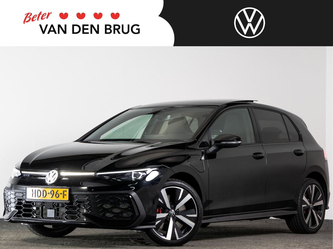 Volkswagen Golf - 1.5 eHybrid GTE | Blind Spot Assist | Panoramadak | 18 Inch | Black Style | Trekhaak | - AutoWereld.nl