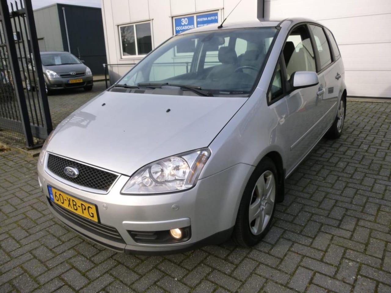 Ford Focus C-Max - 1.8-16V Futura 1.8-16V Futura, luxe uitvoering, trekhaak. - AutoWereld.nl