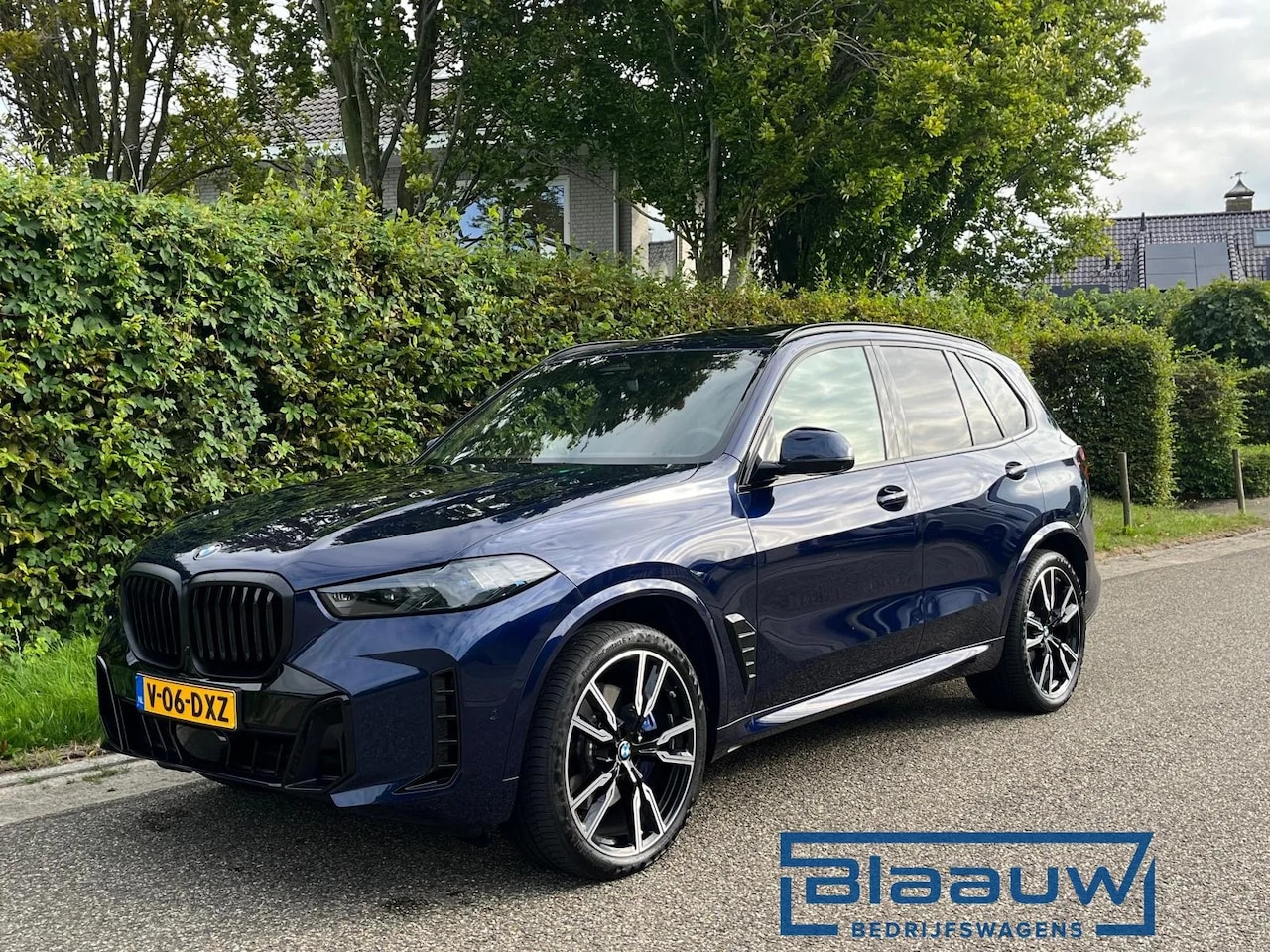 BMW X5 - XDRIVE 40D 340pk | Grijs kenteken M Sport | Pano| 22'' - AutoWereld.nl