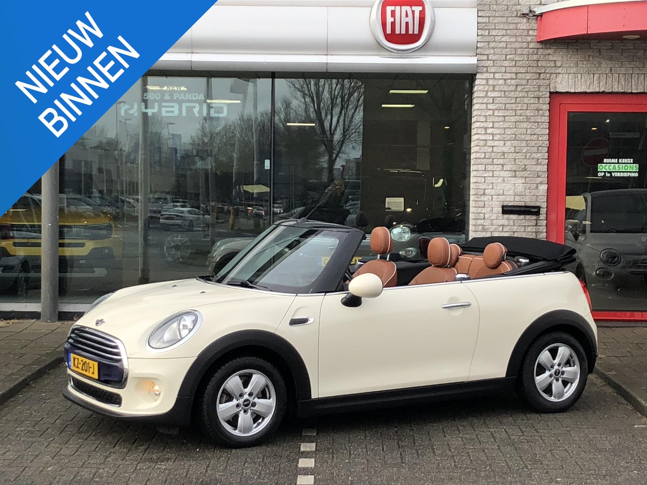 MINI Cabrio - Mini 1.5 Cooper Business AUTOMAAT|LEER|NAVI|AIRCO|PDC| - AutoWereld.nl