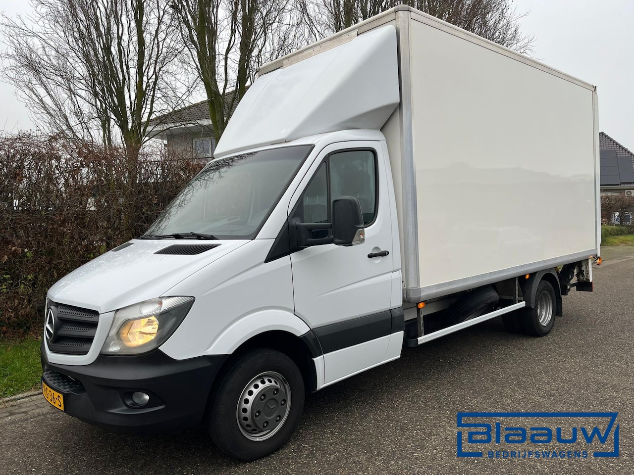 Mercedes-Benz Sprinter - 519 3.0 CDI , Bakwagen , Laadklep , trekhaak 3.5T , Euro 6 , - AutoWereld.nl