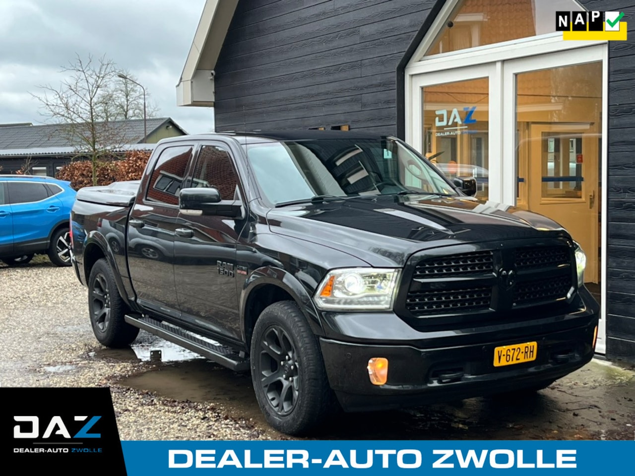 Dodge Ram 1500 - 5.7 V8 4x4 Crew Cab 5.7 Laramie Ecc/Leer/Navi/Dak/Cover - AutoWereld.nl