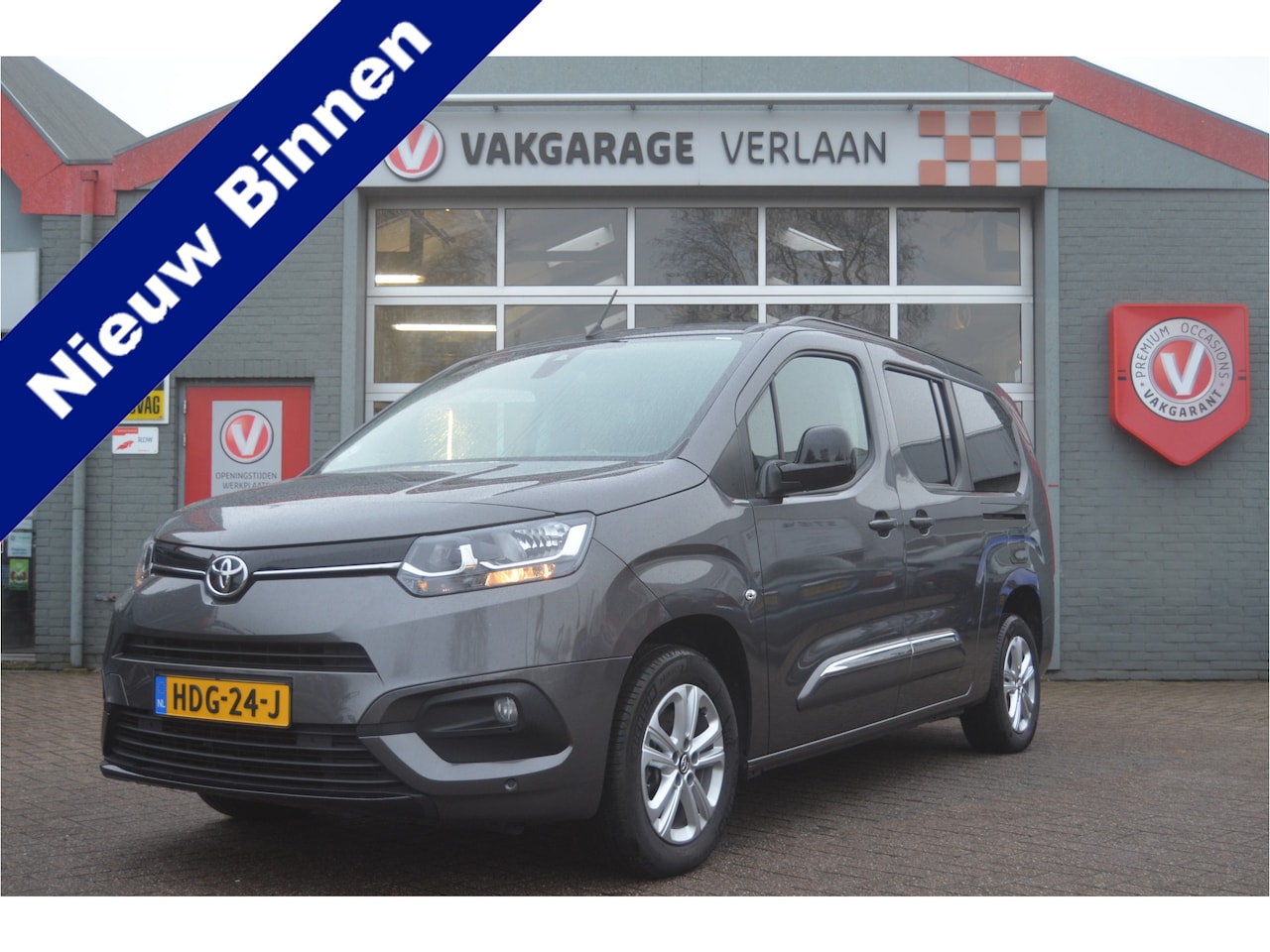 Toyota ProAce City Verso - 1.2 Turbo Live Long 7p. 1.2 Turbo Live Long 7p. trekhaak - AutoWereld.nl