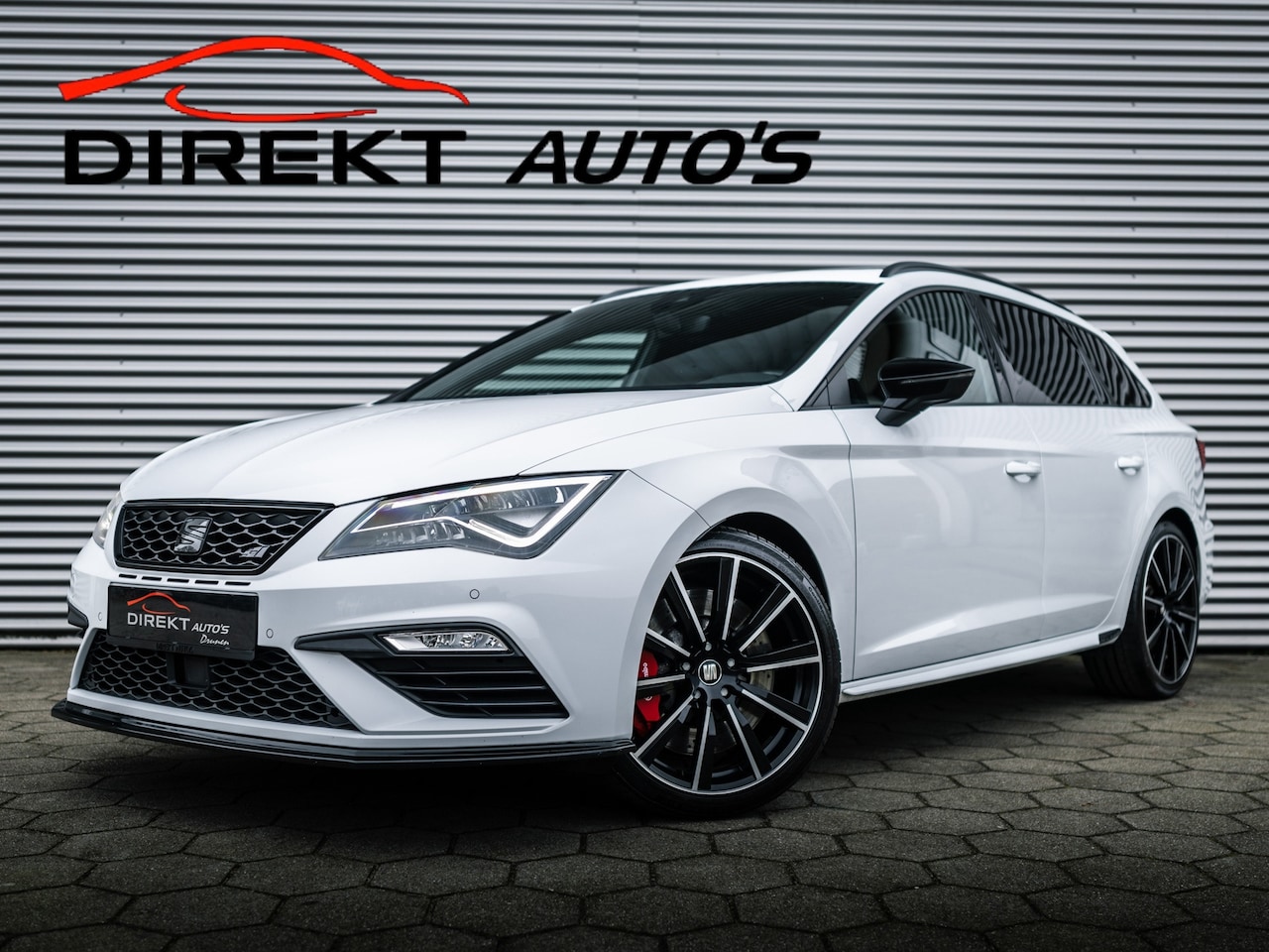 Seat Leon ST - 2.0 TSI CUPRA 300 4DRIVE PERFORMANCE PANO BREMBO - AutoWereld.nl