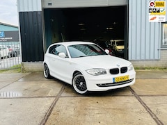 BMW 1-serie - 118i Business Line Style (Full Optie+SPORT+NL)