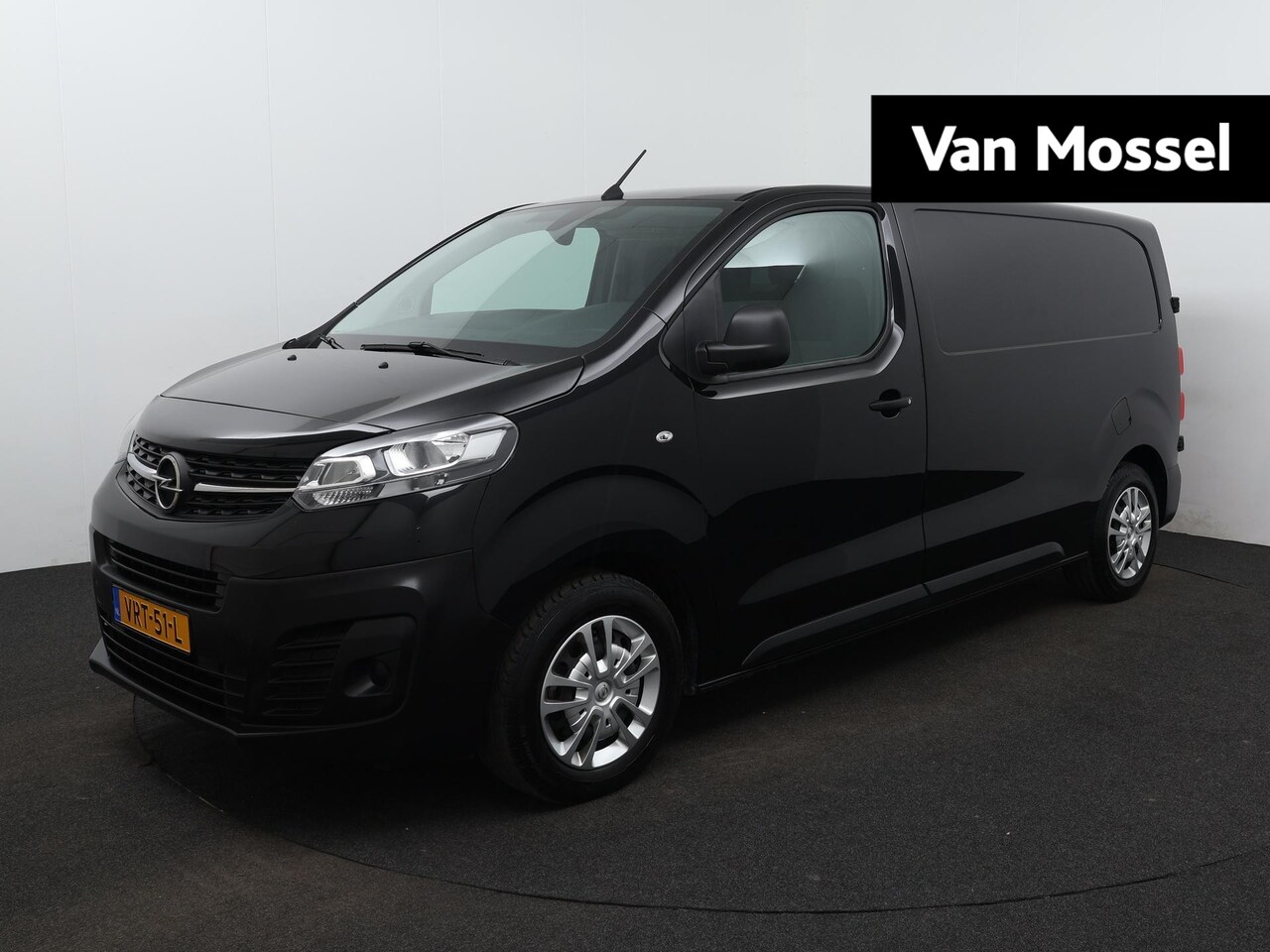 Opel Vivaro - 1.5 CDTI L2H1 Innovation | Navigatie | Camera | Cruise control - AutoWereld.nl