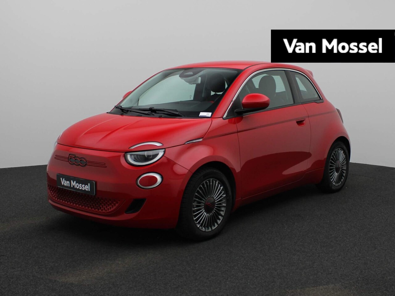 Fiat 500e - RED 42 kWh | Navigatie | Apple carplay / Android  |  ECC | LED | Lichtmetalen velgen | - AutoWereld.nl