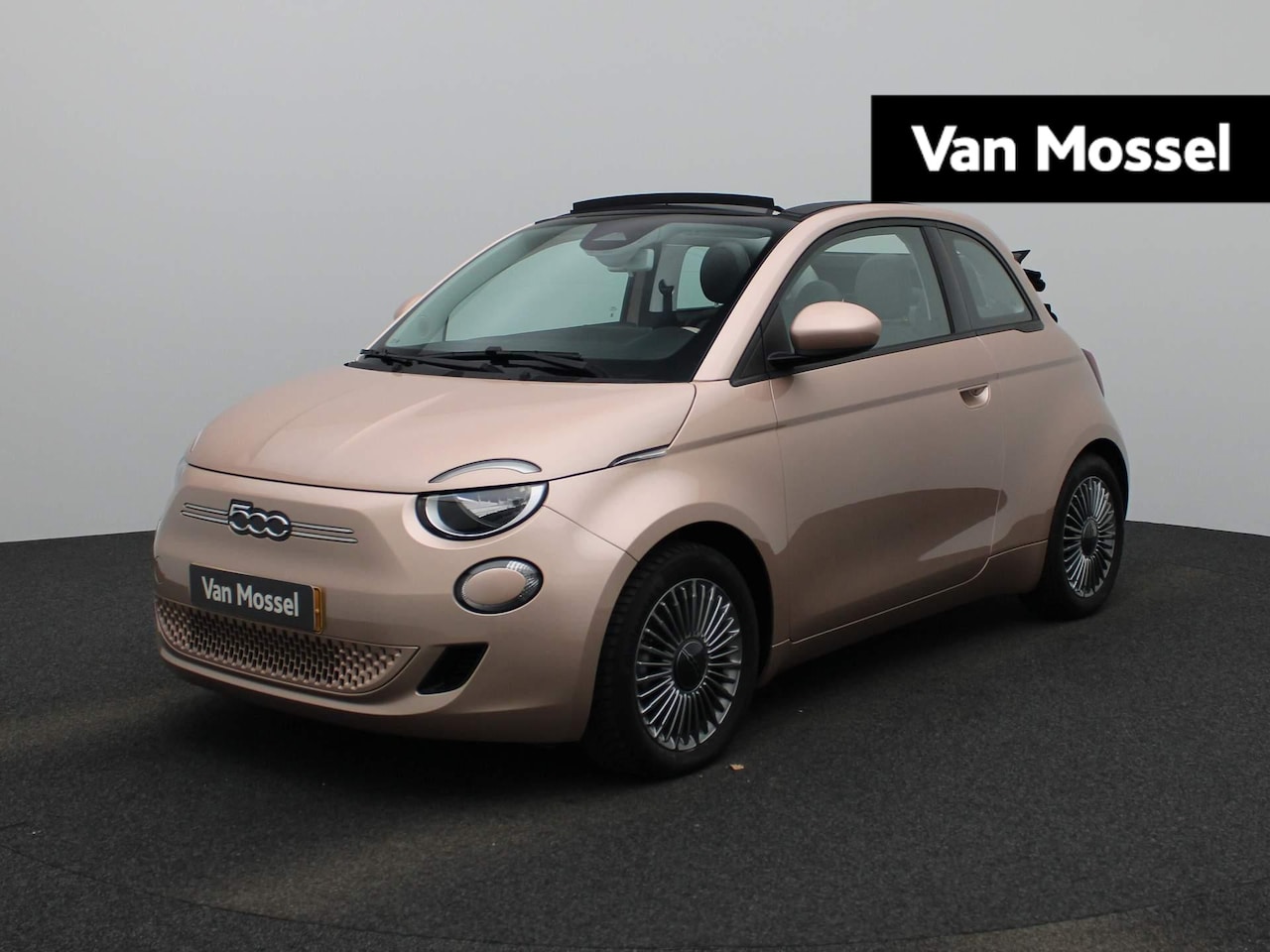 Fiat 500 C - 500e Icon 42 kWh | Automaat | Parkeer sensoren | Navigatie | Stoel verwarming | Apple carp - AutoWereld.nl