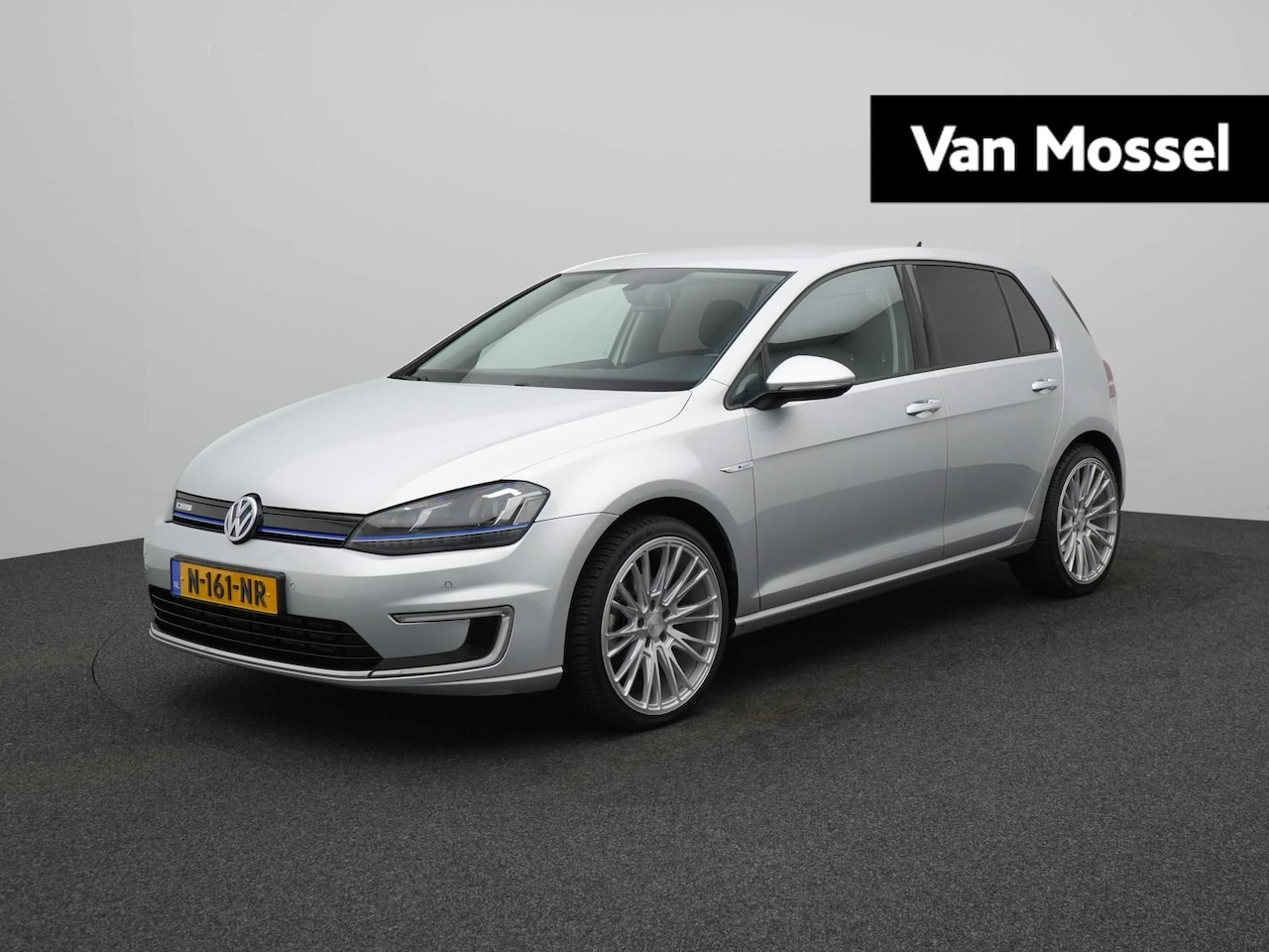 Volkswagen e-Golf - e-Golf | Navi | LED | Comfort stoelen | Slechts 65.212 km! | 12 Maand BOVAG Garantie! | - AutoWereld.nl