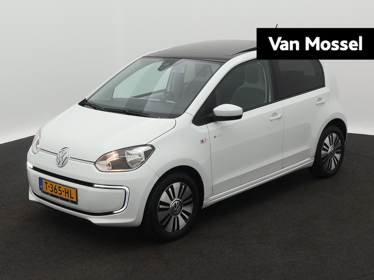 Volkswagen e-Up! - e-Up! | PANORAMADAK | STOELVERWARMING | NAVIGATIE | CLIMATE CONTROL | LED DAGRIJVERLICHTIN - AutoWereld.nl