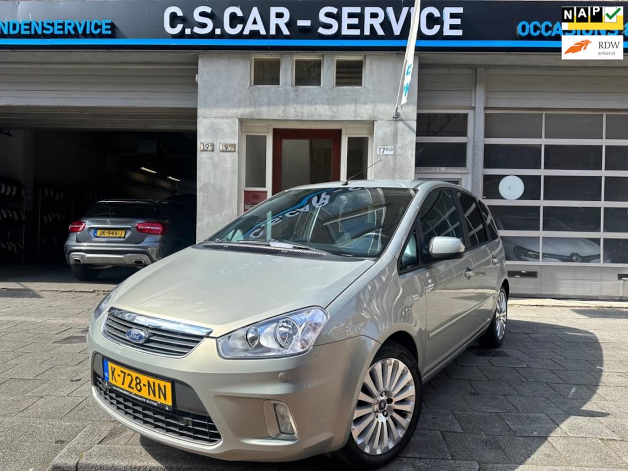 Ford C-Max - 2.0-16V Titanium Airco | Cruise | PDC - AutoWereld.nl