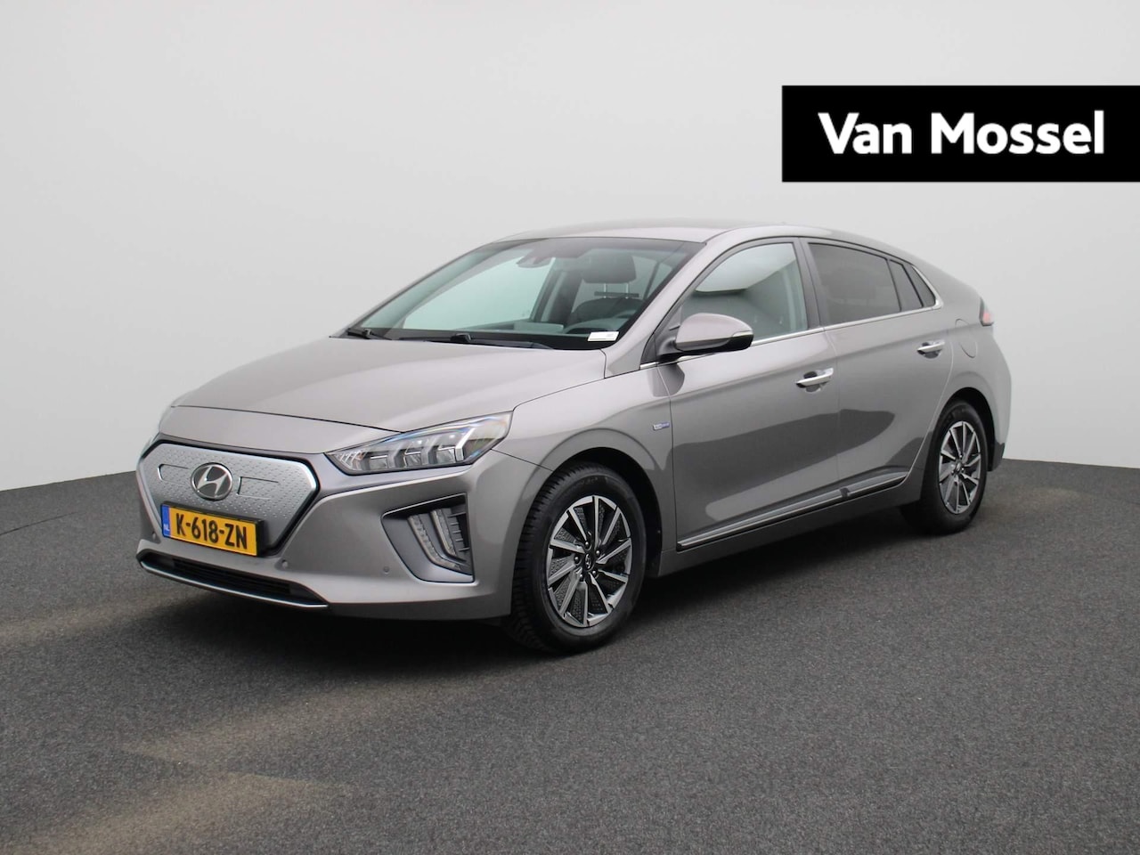 Hyundai IONIQ - Premium EV 38 kWh | Navigatie | Climate Control | LED Verlichting | Camera | Infinity Audi - AutoWereld.nl