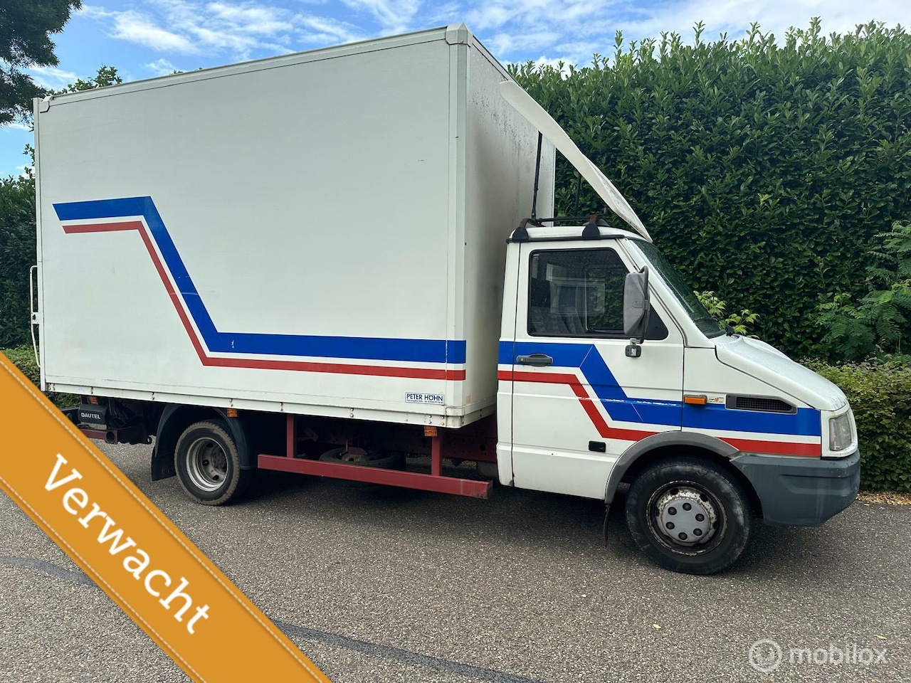 Iveco Daily - 49E 2.5 TD Meubelbak met Laadklep - AutoWereld.nl