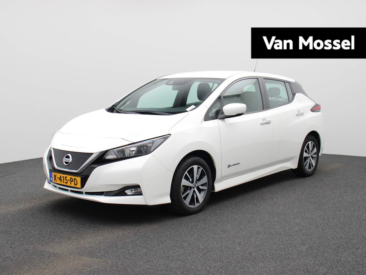 Nissan LEAF - Acenta 40 kWh | Navigatie | Climate Control | Camera | LMV | - AutoWereld.nl