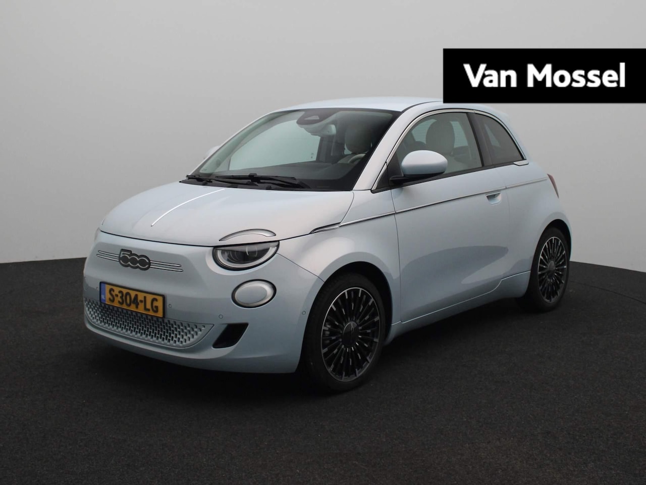 Fiat 500 - La Prima 42 kWh | €2000,- Overheidssubsidie | 17 Inch LM Velgen | Kunstlederen Bekleding | - AutoWereld.nl