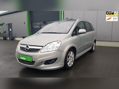 Opel Zafira - 1.8 Cosmo 7 persoons met vele opties Pano dak Cruise control Airco Leder bekleding Keyless