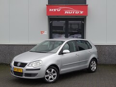 Volkswagen Polo - 1.4-16V Sportline automaat LM 4-deurs