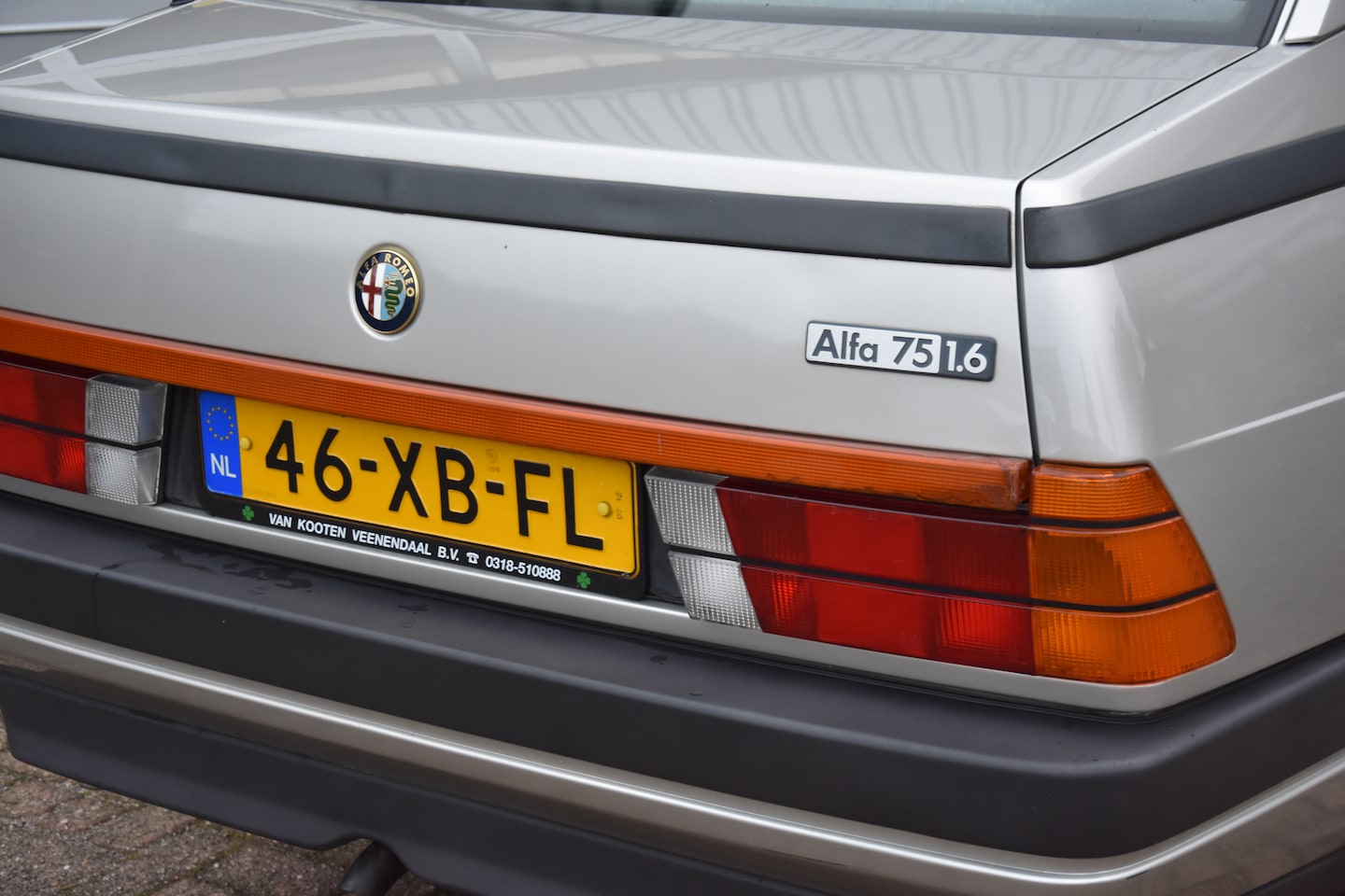 Alfa Romeo 75 - 1.6