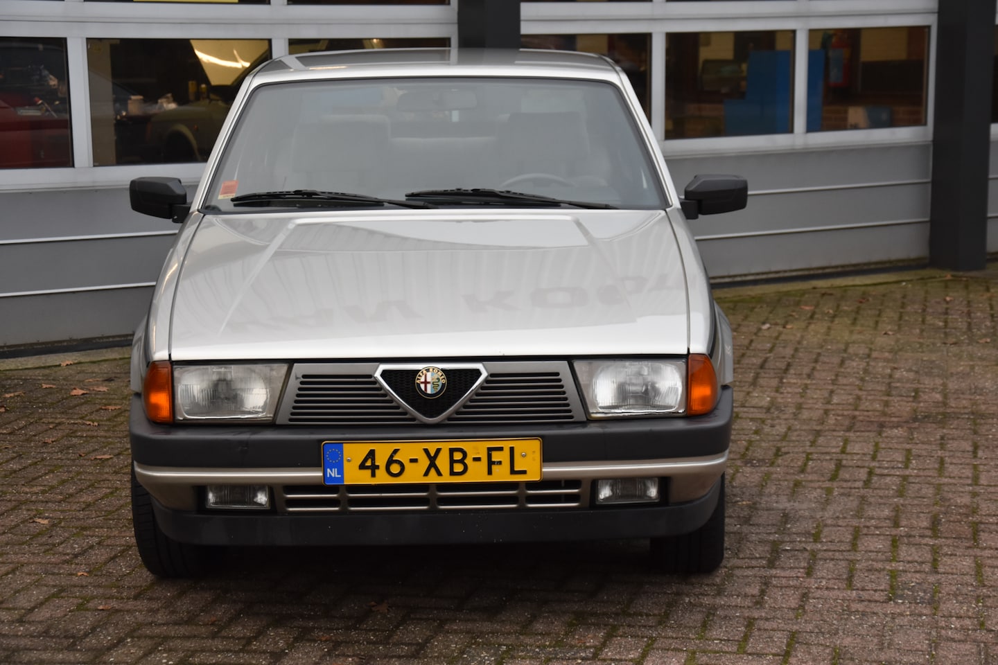 Alfa Romeo 75 - 1.6