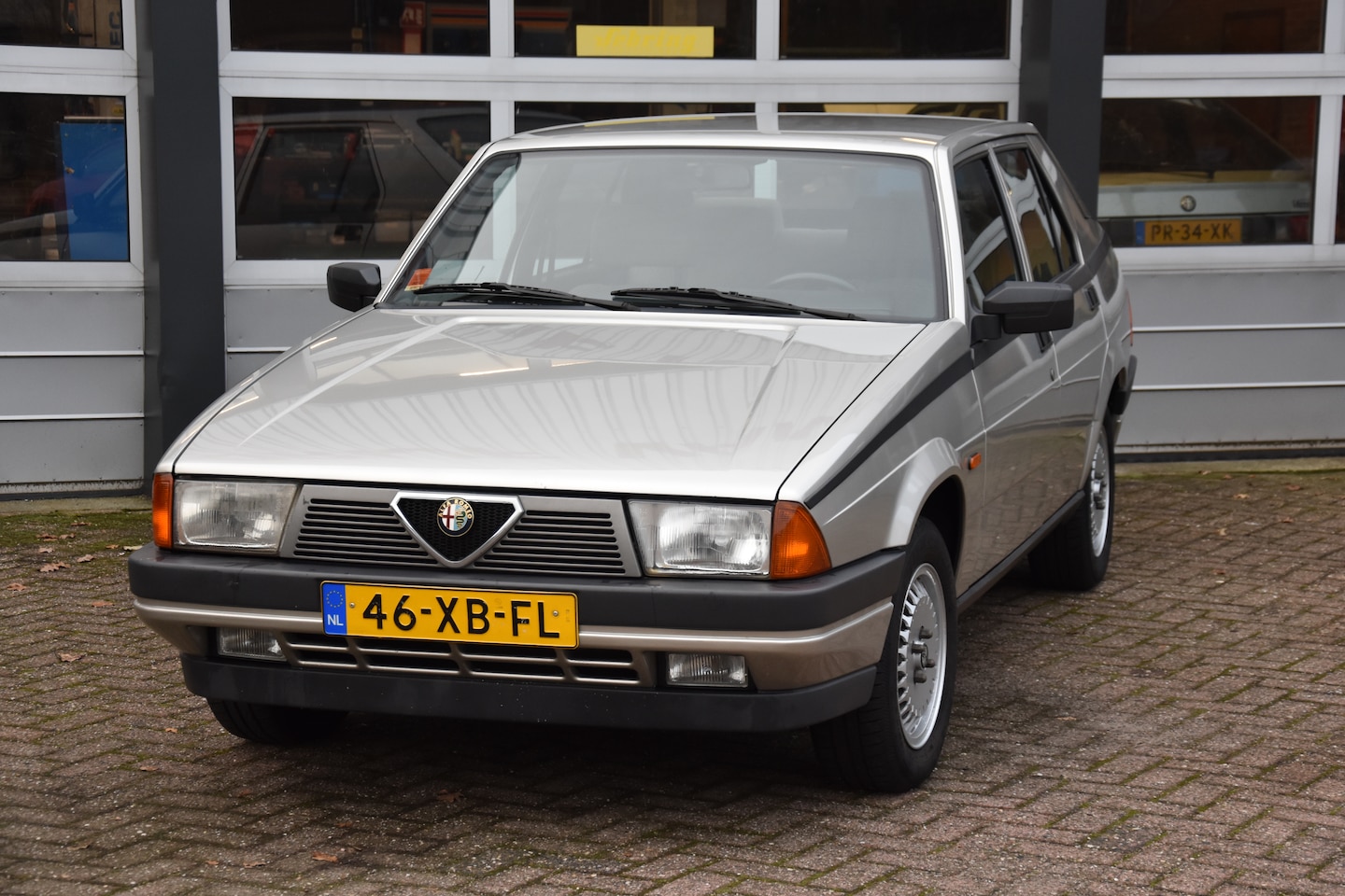 Alfa Romeo 75 - 1.6