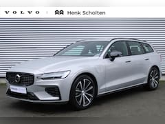 Volvo V60 - T6 Plug-in Hybrid AWD Plus Dark | Trekhaak | Verwarmbare Voorruit | Panoramisch Schuif-/Ka