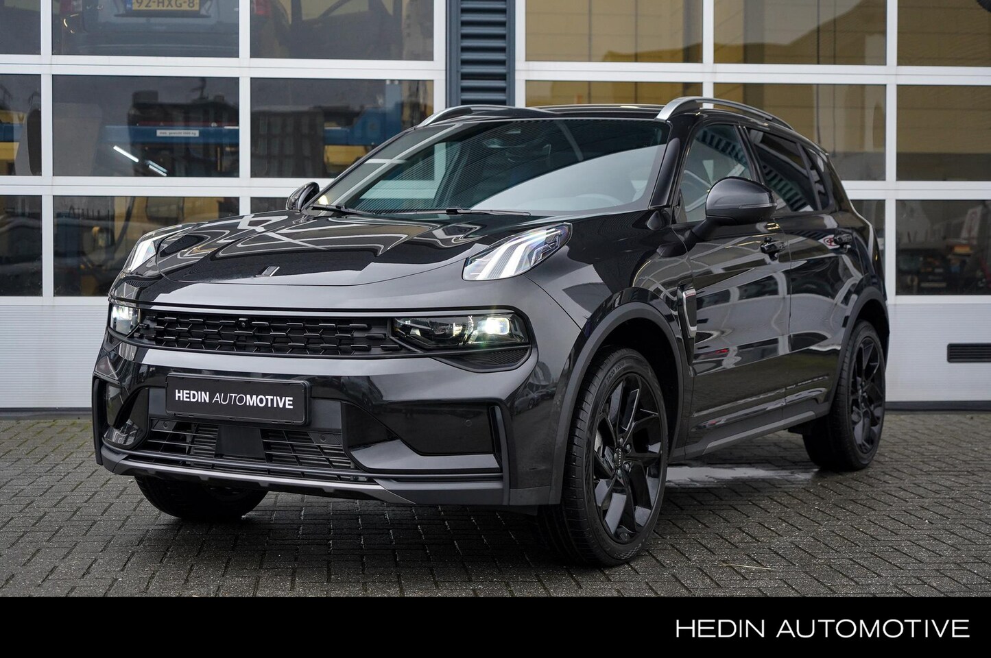 Lynk & Co 01 - 1.5 Black Edition |  OFFICIEEL LYNK & CO SERVICE DEALER | Panoramadak | 360° Camera | Appl - AutoWereld.nl