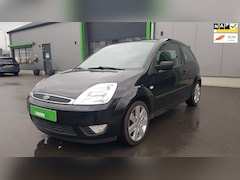 Ford Fiesta - 1.6-16V Trend Mooie LM velgen Airco Trekhaak Mistlampen voor Nieuwe APK