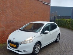 Peugeot 208 - 1.2 VTi Style