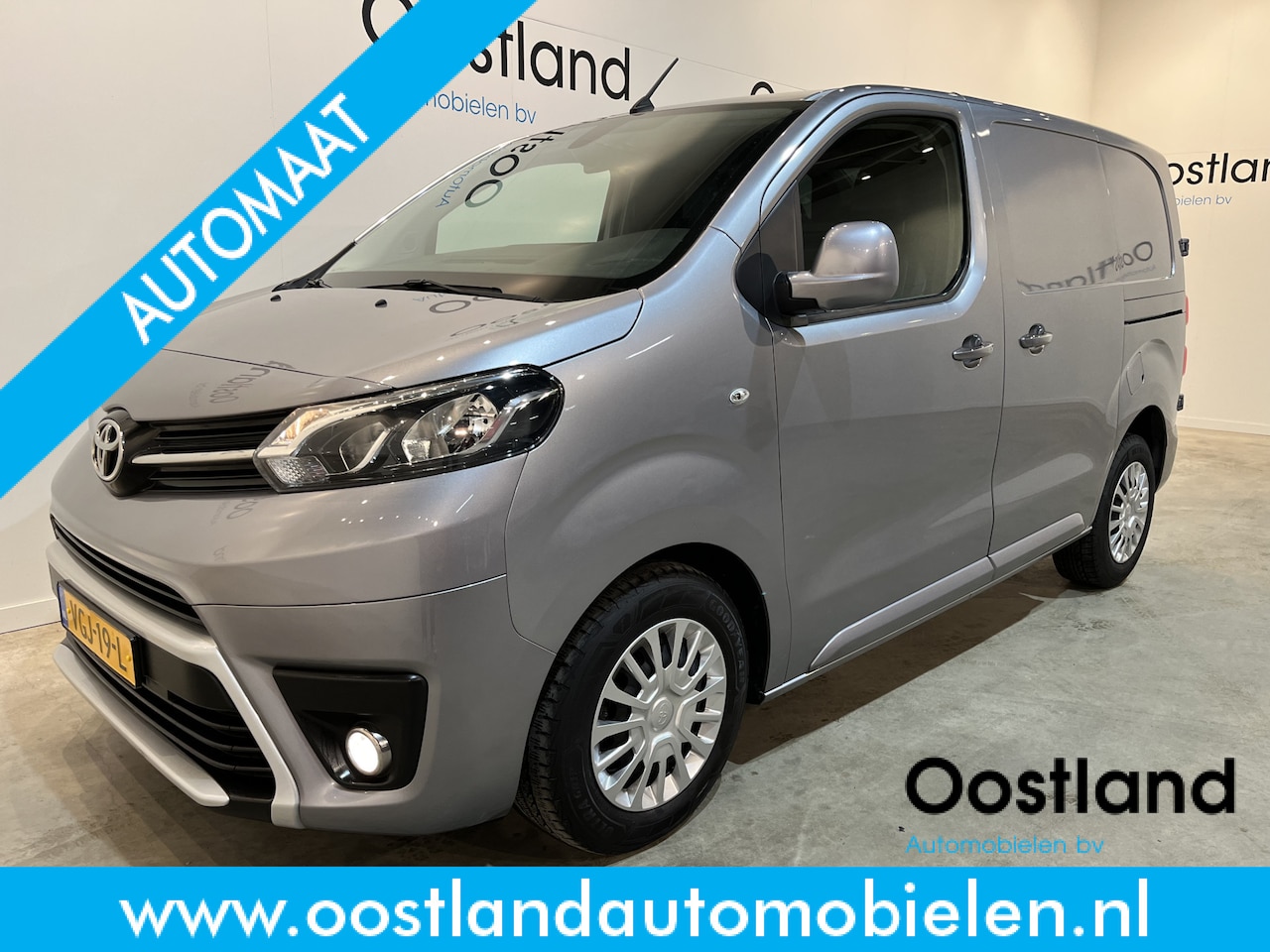 Toyota ProAce Compact - 2.0 D-4D Professional 123 PK Automaat / Euro 6 / Schuifdeur L + R / Airco / Cruise Control - AutoWereld.nl