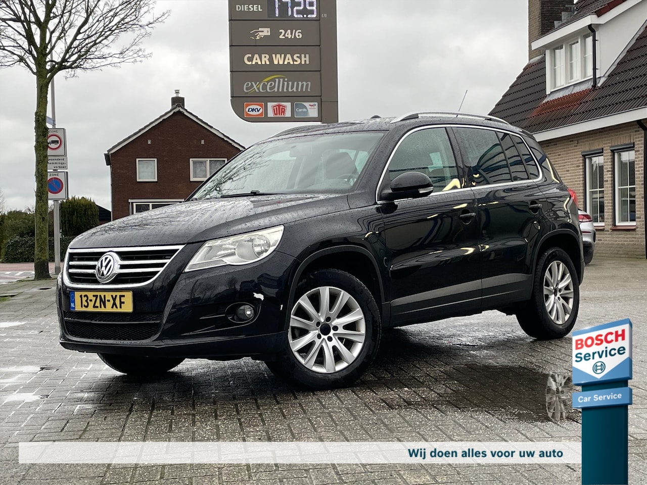 Volkswagen Tiguan - 2.0 TDI 4MOTION DSG / Navi / Trekhaak / Clima / Cruise / Pdc / Lichtmetaal / 5Drs - AutoWereld.nl