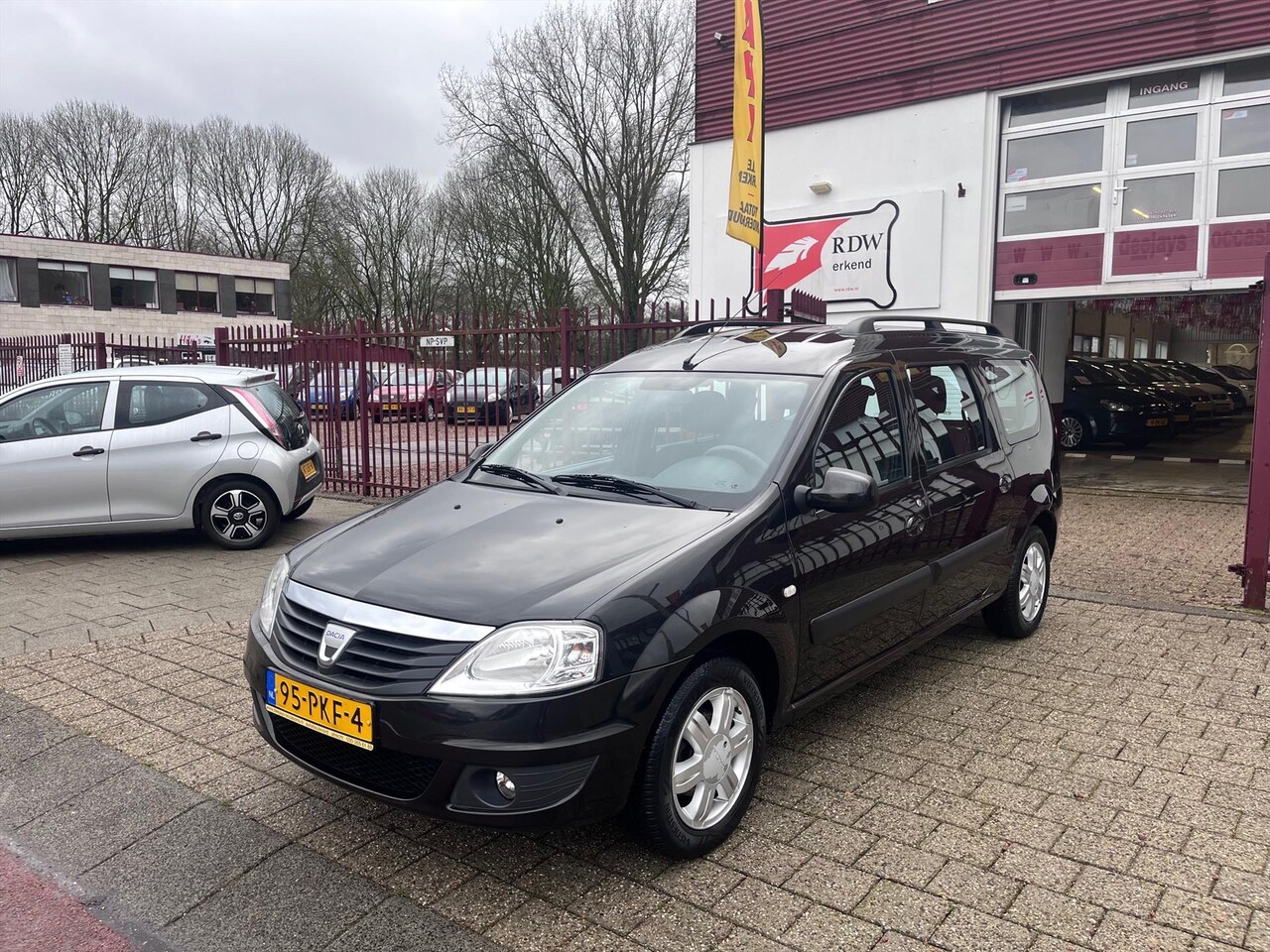 Dacia Logan - 1.6 MPI 85 pk 5p - AutoWereld.nl