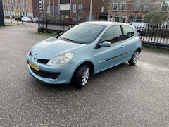 Renault Clio - 1.2-16V Rip Curl Airco 179 DKM NAP Boekjes