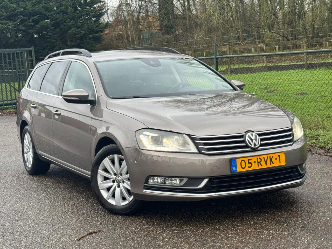 Volkswagen Passat Variant - 2.0 TDI Comfortline BlueMotion /Xenon/Automaat/Navi/Trekhaak/ - AutoWereld.nl