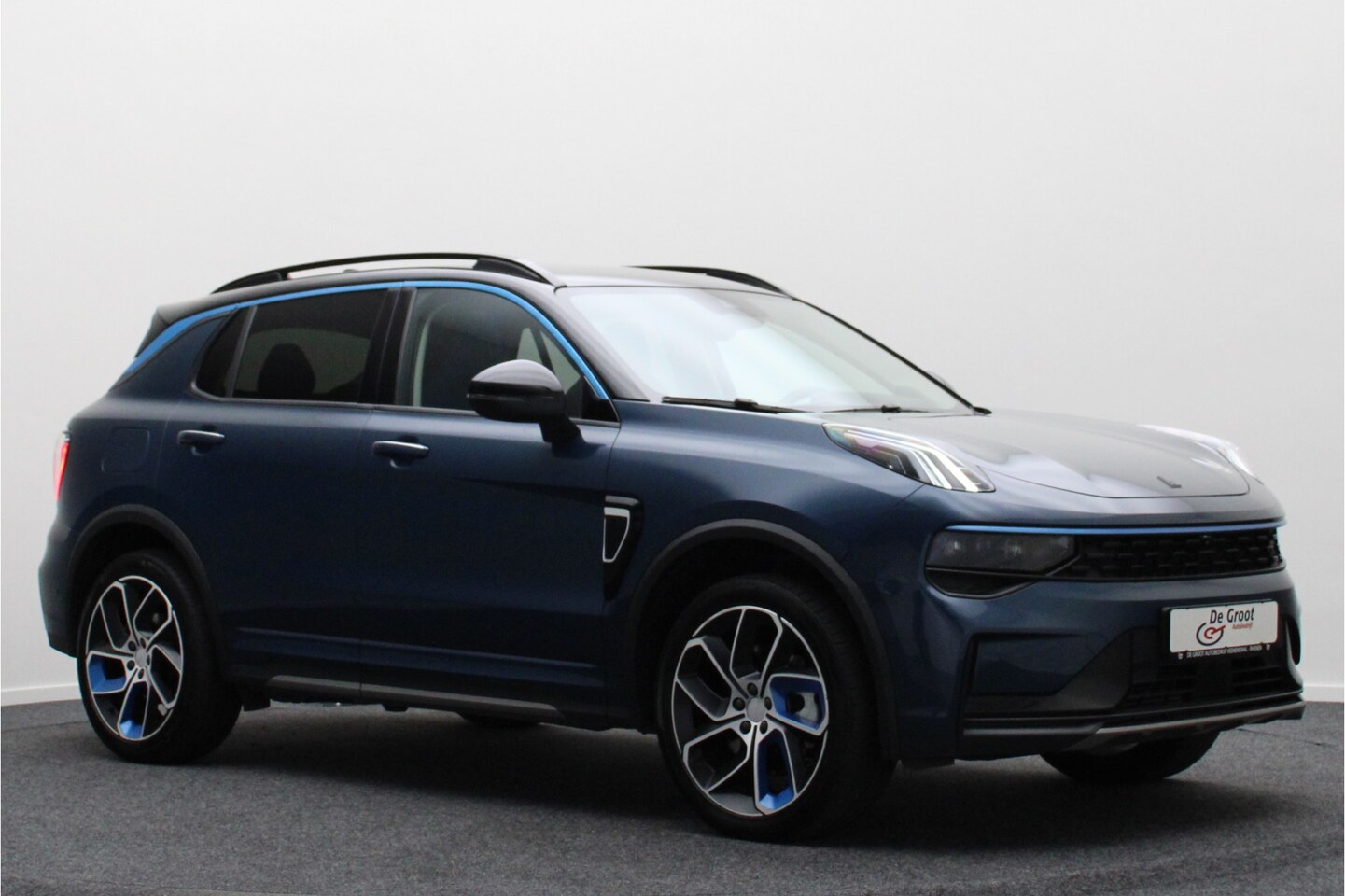 Lynk & Co 01 - 1.5 Plug-in Hybrid 360° Camera, Panoramadak, ACC, Apple Carplay, DAB, PDC, 20'' - AutoWereld.nl