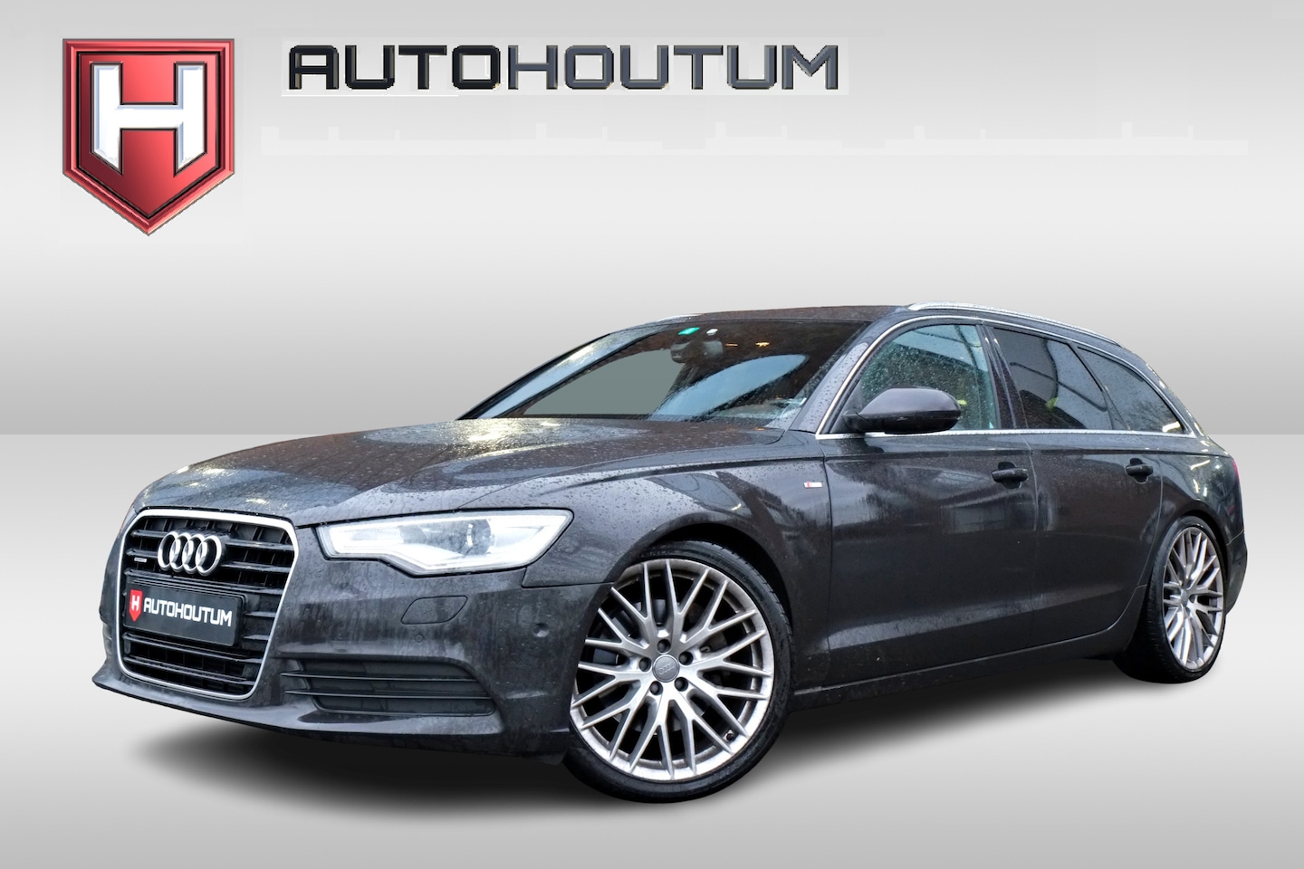 Audi A6 Avant - 3.0 TDI quattro S-LINE Panoramadak, Leder, Trekhaak, Achteruitrijcamera - AutoWereld.nl