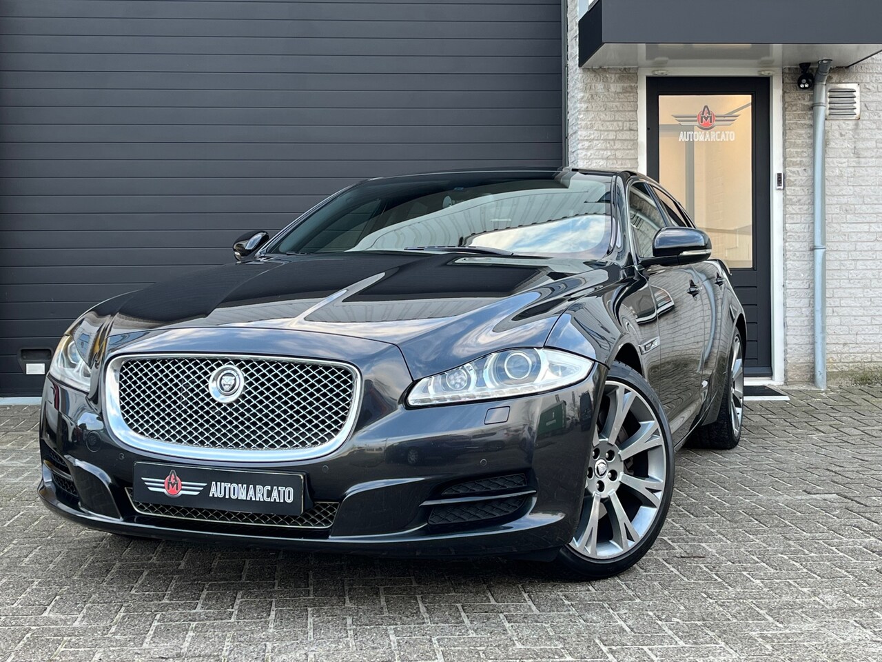 Jaguar XJ - 3.0 V6D Supersport | Automaat | Dealer | Massage | 20 Inch | Pano | Stoel Ventilatie V+A | - AutoWereld.nl