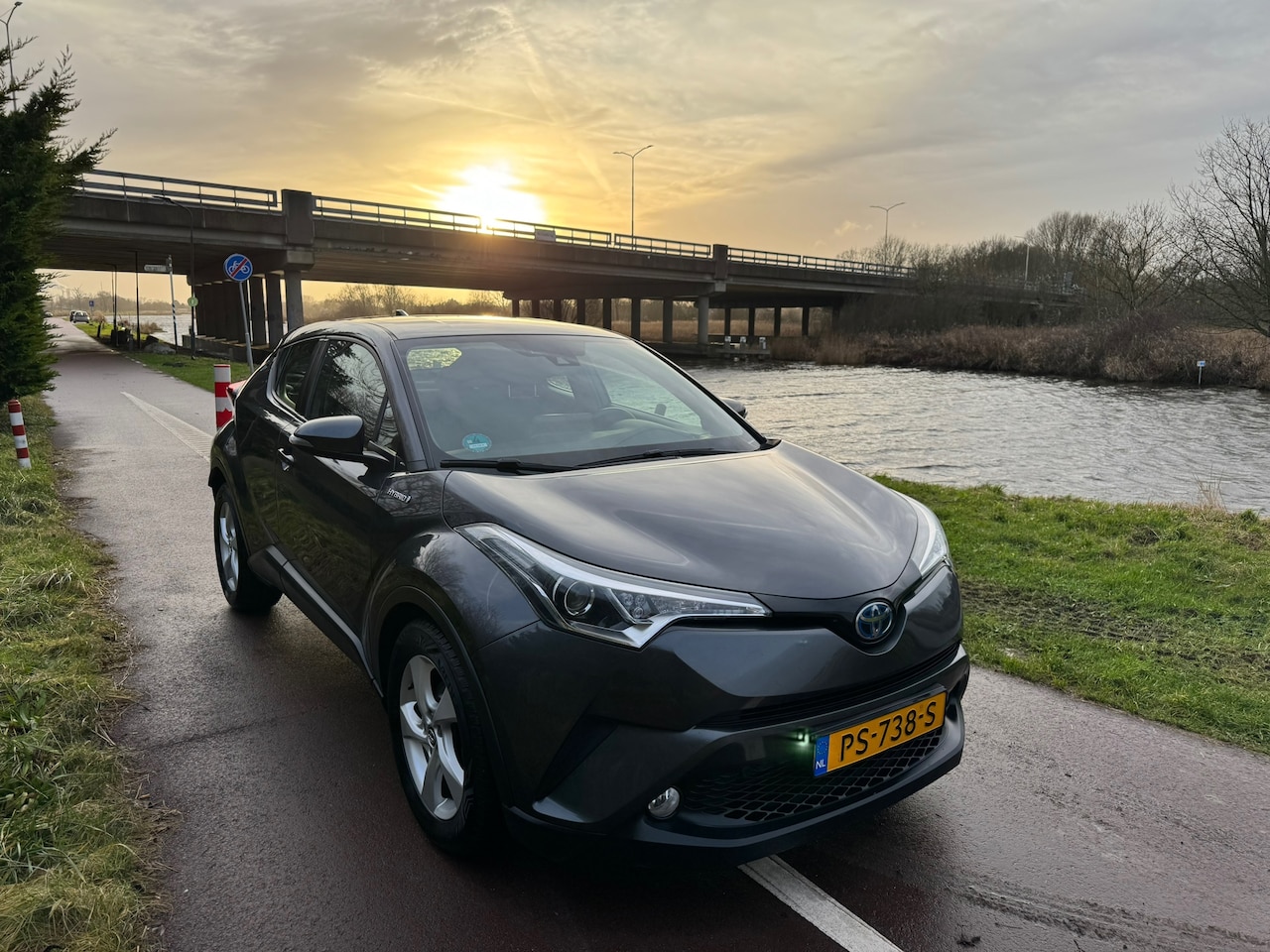 Toyota C-HR - 1.8 Hybrid Dynamic|Dealer onderh.|Navi|Luxe| - AutoWereld.nl