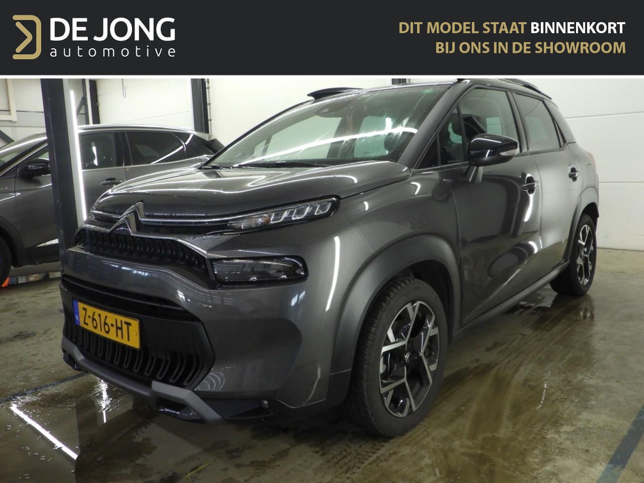 Citroën C3 Aircross - 1.2 PureTech Max Navi/Camera/Keyless/17"Velgen/Lage kilometers/GEEN AFLEVERKOSTEN - AutoWereld.nl