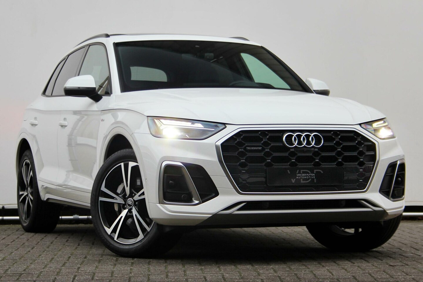 Audi Q5 - 50 TFSI e S edition | Pano | B&O | 360 | Facelift - AutoWereld.nl