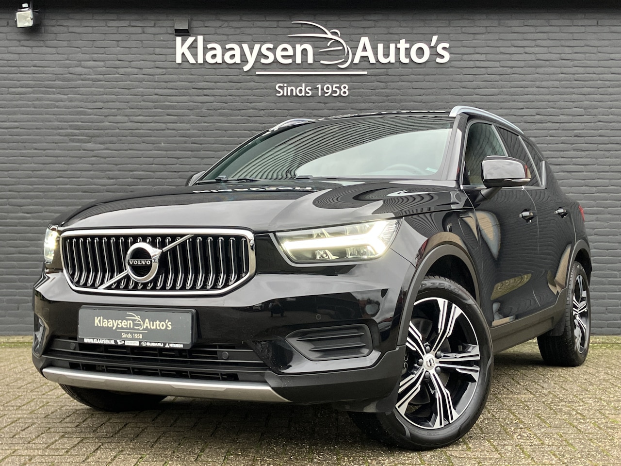 Volvo XC40 - 1.5 T4 Recharge Inscription AUT. | 1e eigenaar | dealer onderhouden | bruin leder | panora - AutoWereld.nl