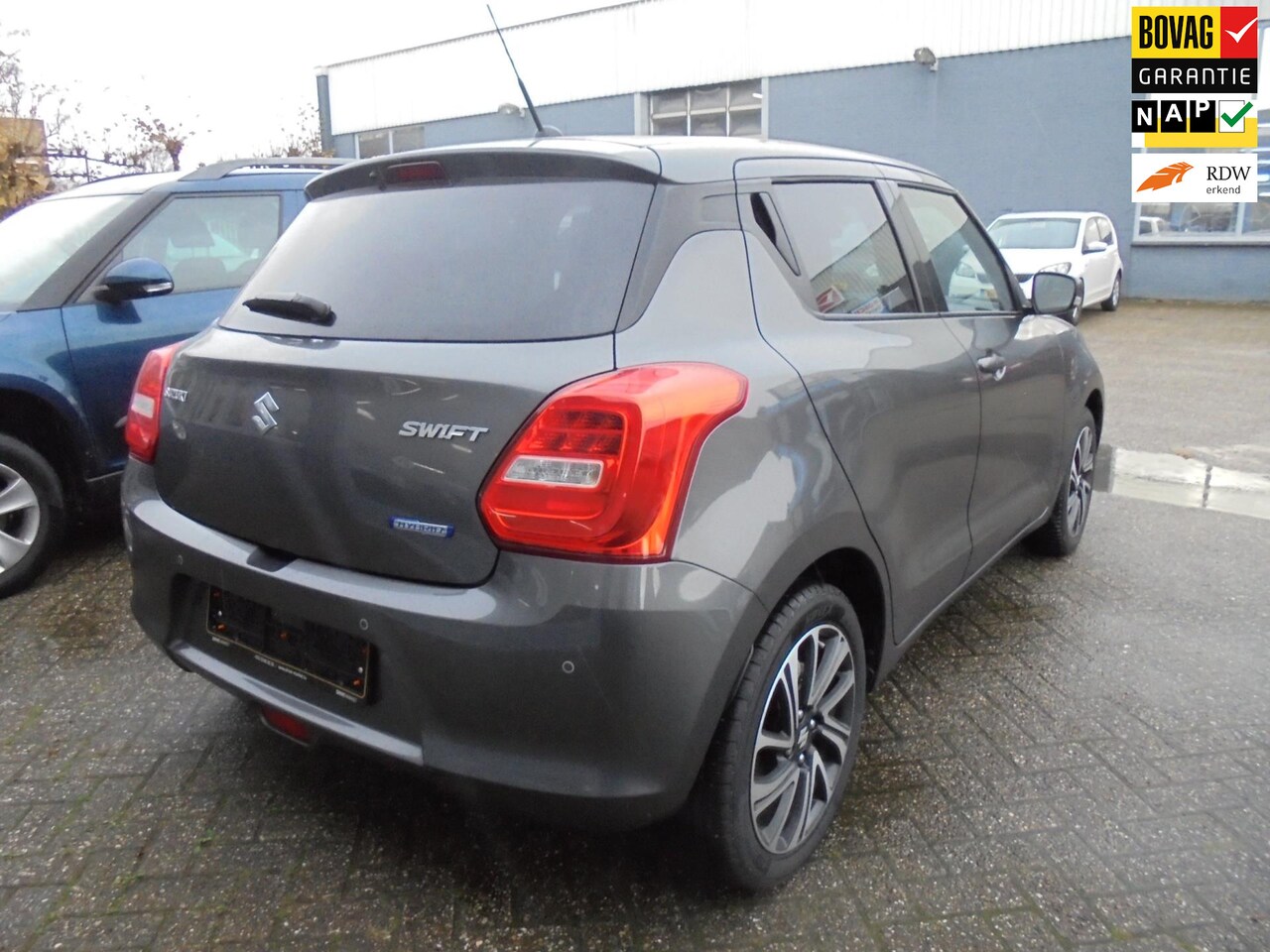 Suzuki Swift - 1.2 Style Smart Hybrid AUTOMAAT 5drs, Climate Control, Cruise Control enz. - AutoWereld.nl