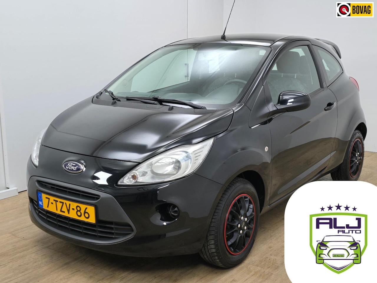 Ford Ka - Occasion 1.2 Style start/stop met airco | Leuke uitvoering | Tweedehands Ford Ka in zwart - AutoWereld.nl