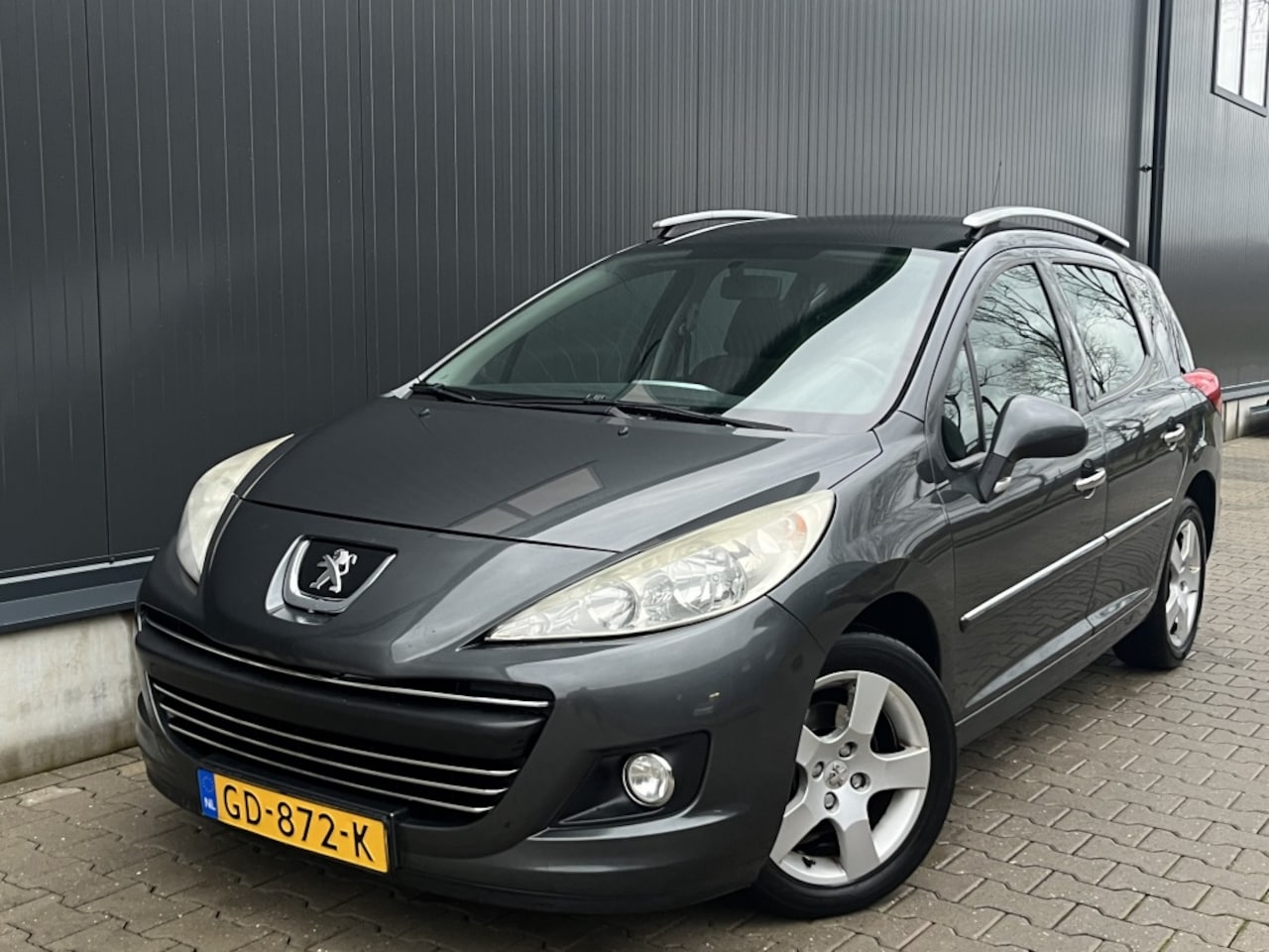 Peugeot 207 SW - 1.6 16V VTI 120PK / SW Premium / Panoramadak / - AutoWereld.nl